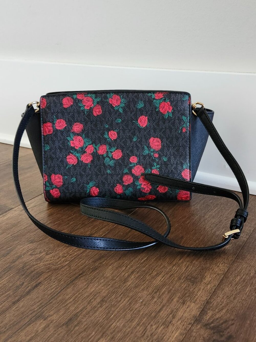 Michael Kors Mercer Medium Floral Print Leather Satchel – Black/Red – NWOT - Picture 3 of 15